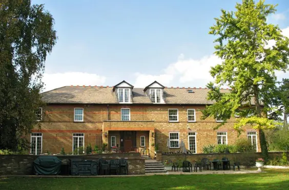 Auburn Mere - An outside view of the home