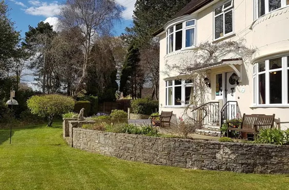 Southmead Rest Home - An outside view of the home