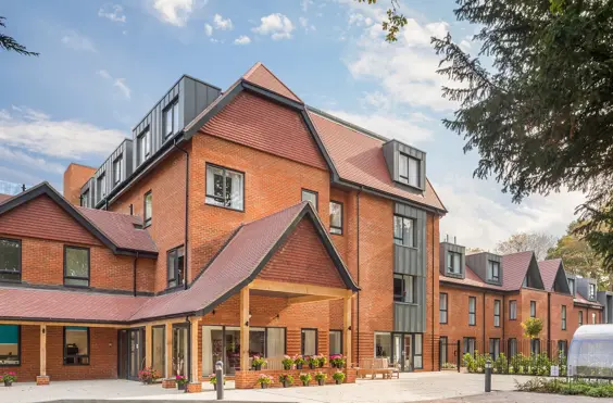 Signature at Ascot - An outside view of the home