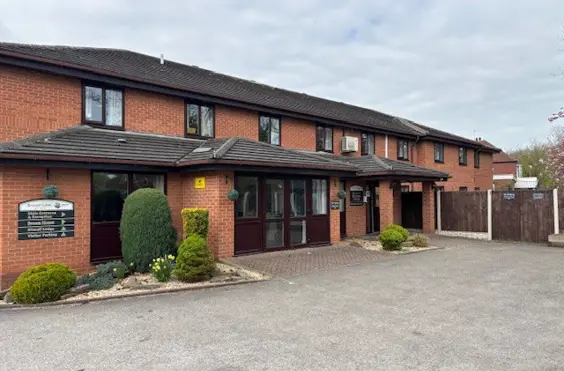 Broom Lane Care Home - An outside view of the home