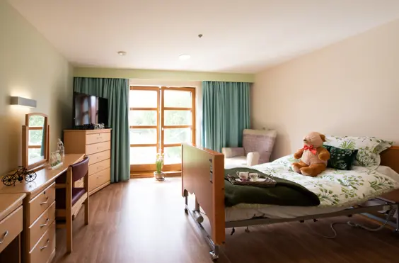 Scarbrough Court - Photo of a typical bedroom