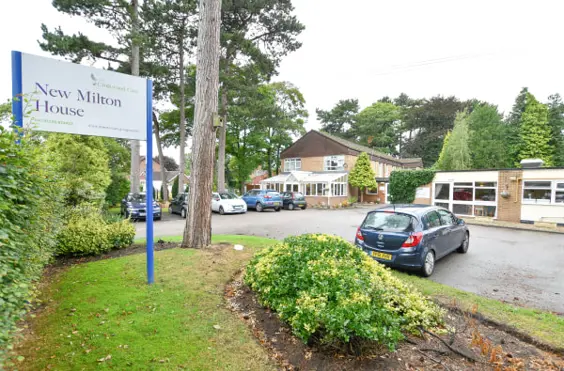New Milton House Residential Care Home - An outside view of the home