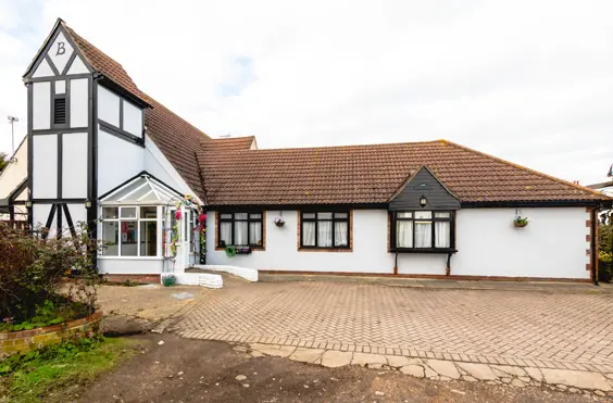 Brenalwood Care Home - An outside view of the home