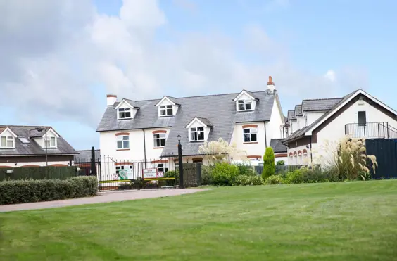 The Oakleaf Care Group (Hartwell) Limited - An outside view of the home