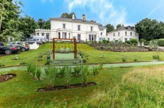 Mowbray Nursing Home - An outside view of the home